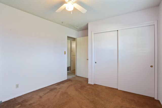 2752 Calariva Dr, Stockton, CA 95204