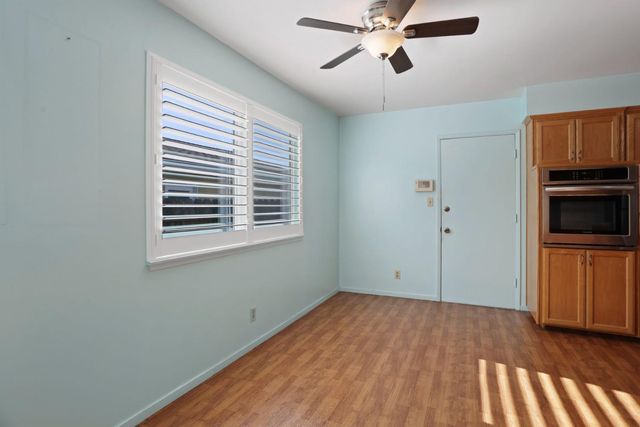 2752 Calariva Dr, Stockton, CA 95204