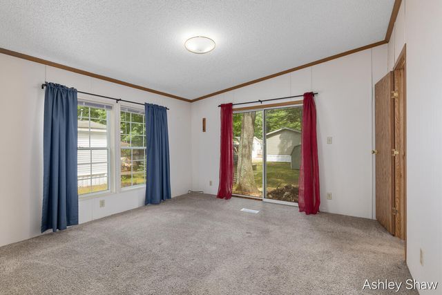 13566 Pinewood Drive, Grand Haven Twp, MI 49417