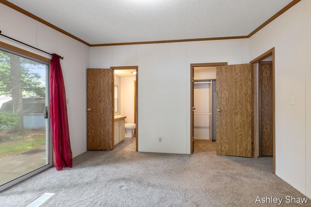 13566 Pinewood Drive, Grand Haven Twp, MI 49417