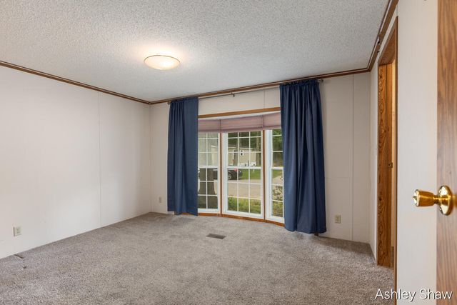 13566 Pinewood Drive, Grand Haven Twp, MI 49417