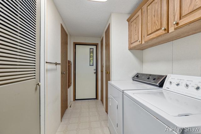 13566 Pinewood Drive, Grand Haven Twp, MI 49417