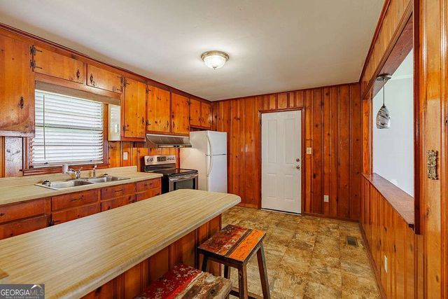 2041 Simonton Bridge Road, Watkinsville, GA 30677