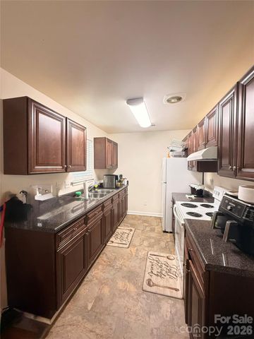 2209 Julia Avenue, Charlotte, NC 28206