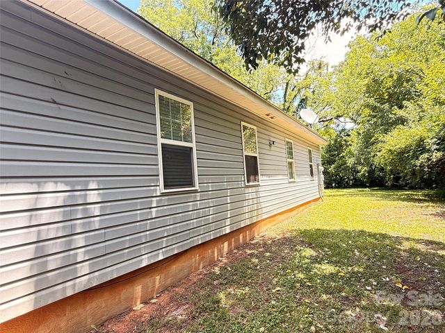 2209 Julia Avenue, Charlotte, NC 28206