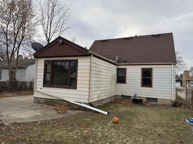 5318 N 61st STREET, Milwaukee, WI 53218