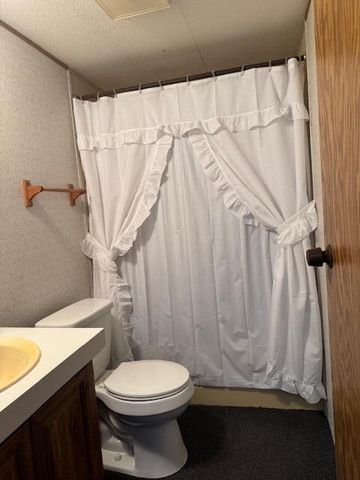 7353 S 108th Avenue, Rothbury, MI 49452