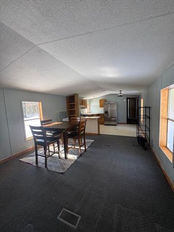 7353 S 108th Avenue, Rothbury, MI 49452