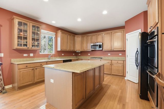 12312 BLUE IRIS Lane, Plainfield, IL 60585