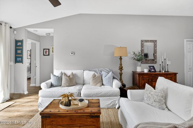 86415 SAND HICKORY Trail, Yulee, FL 32097