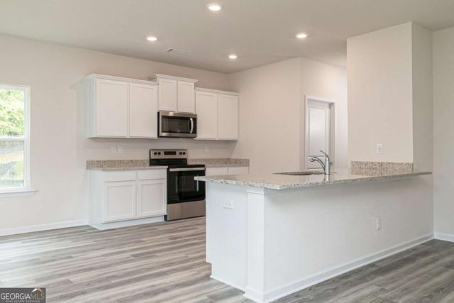 393 Sand Dune Way, Conyers, GA 30013