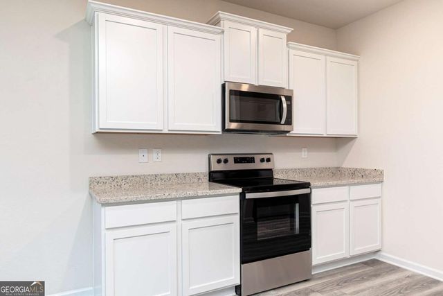 393 Sand Dune Way, Conyers, GA 30013