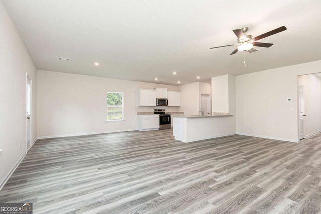 393 Sand Dune Way, Conyers, GA 30013