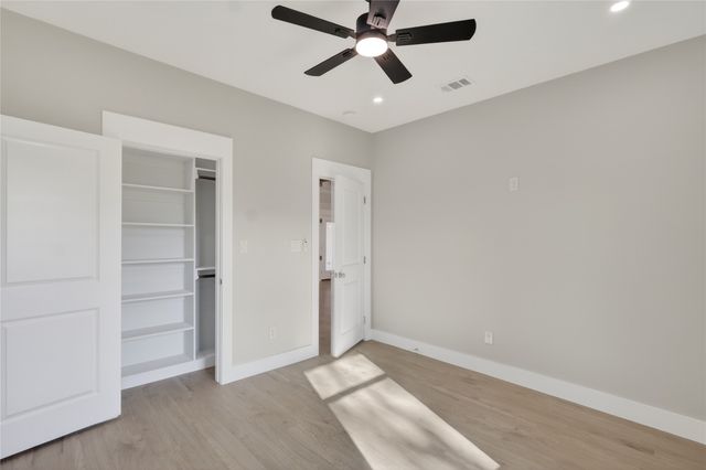 308 Backlash Drive, Gun Barrel City, TX 75156
