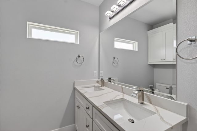 308 Backlash Drive, Gun Barrel City, TX 75156