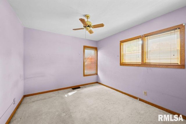 4234 9TH Street, Rock Island, IL 61201