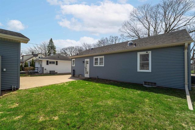 227 S MATTHEW STREET, Kimberly, WI 54136