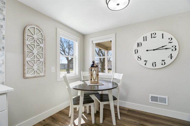 227 S MATTHEW STREET, Kimberly, WI 54136