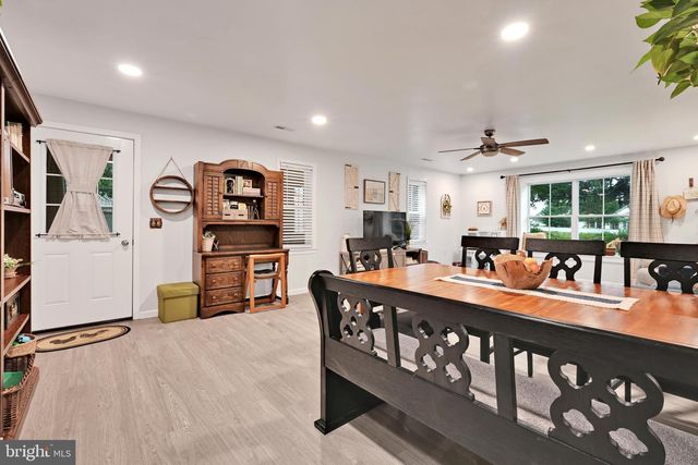 403 W 28TH DIVISION HWY, Lititz, PA 17543