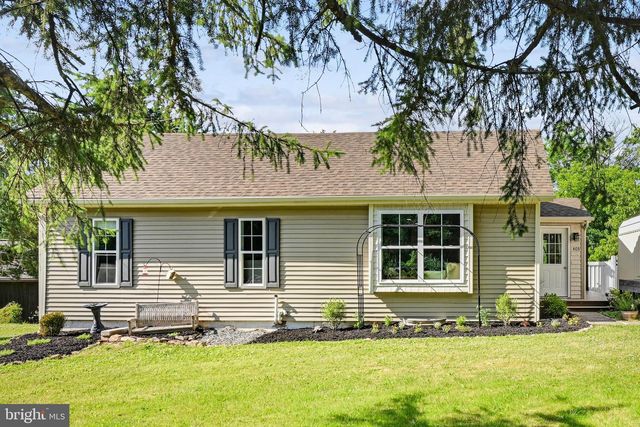403 W 28TH DIVISION HWY, Lititz, PA 17543