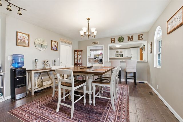 34 Cherry Farm Ln, Dunbar, PA 15431