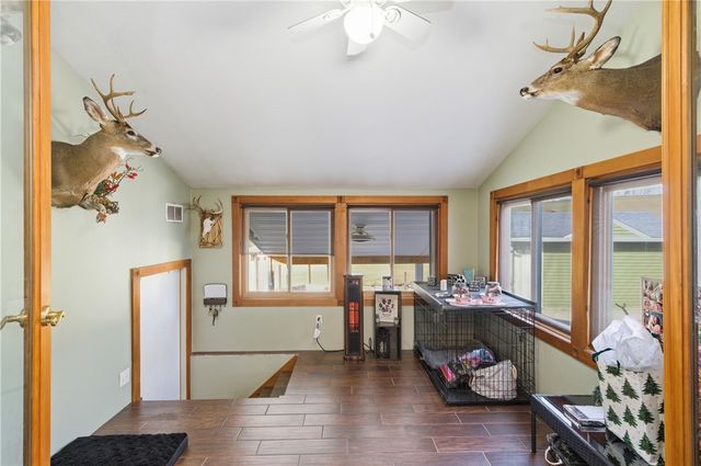 34 Cherry Farm Ln, Dunbar, PA 15431