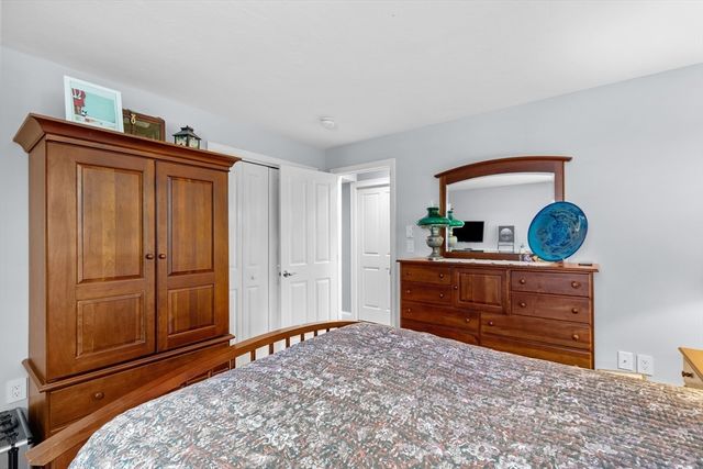 235 Carver Rd 3, Plymouth, MA 02360