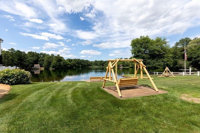 235 Carver Rd 3, Plymouth, MA 02360