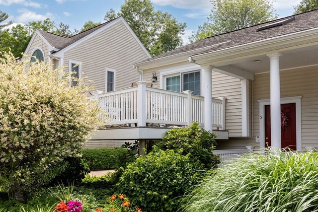 235 Carver Rd 3, Plymouth, MA 02360