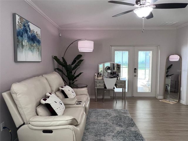 10120 HAWK STORM AVENUE, Tampa, FL 33610