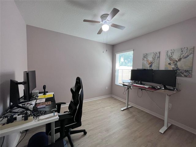 10120 HAWK STORM AVENUE, Tampa, FL 33610