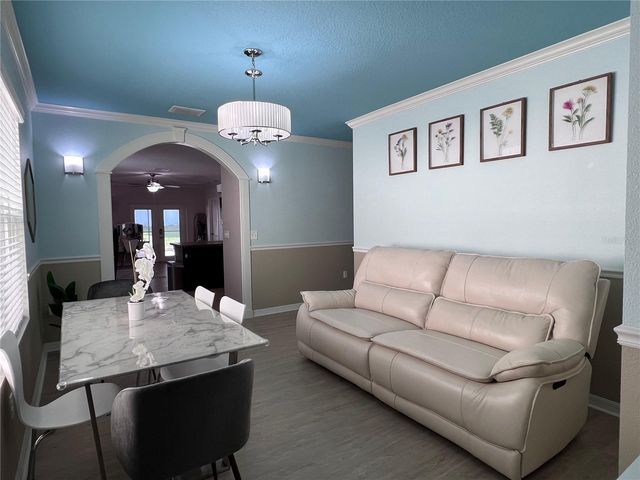 10120 HAWK STORM AVENUE, Tampa, FL 33610