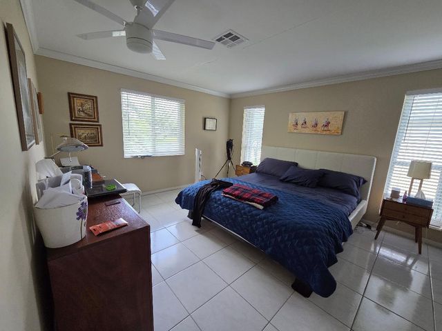 1521 NW 19th Terrace 204, Delray Beach, FL 33445