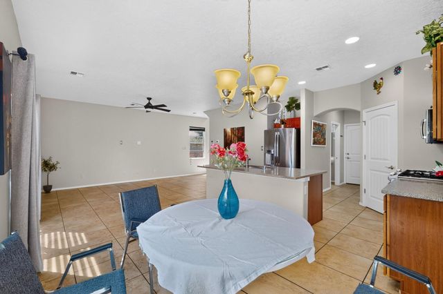 1704 Band Saw Place NW, Albuquerque, NM 87104