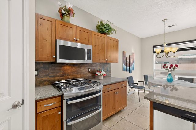 1704 Band Saw Place NW, Albuquerque, NM 87104