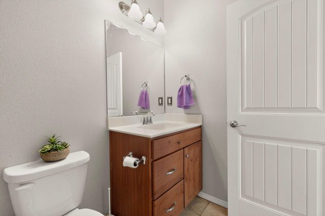 1704 Band Saw Place NW, Albuquerque, NM 87104