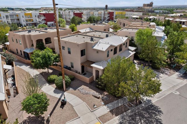 1704 Band Saw Place NW, Albuquerque, NM 87104