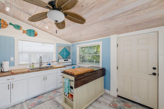 5473 DARLENE STREET, Weeki Wachee, FL 34607