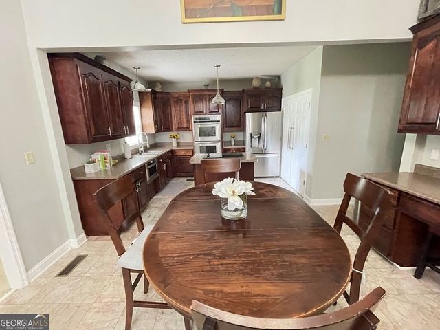 1610 Lily Pond Road, Albany, GA 31701