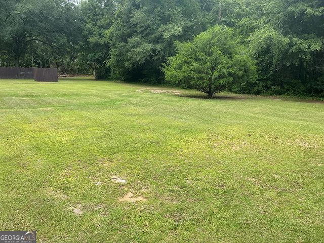 1610 Lily Pond Road, Albany, GA 31701