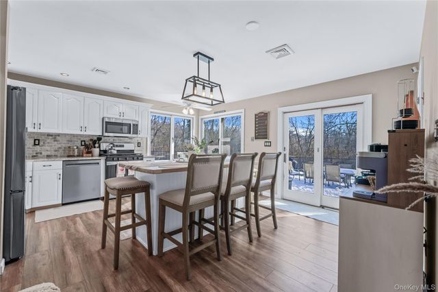 136 Patchogue Avenue, Patchogue, NY 11772