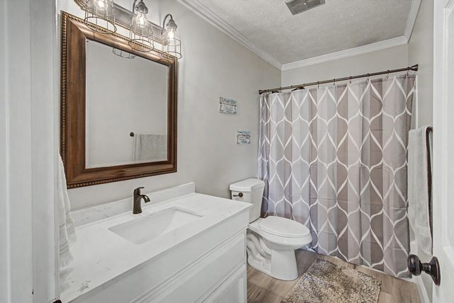 356 Lee Rd, Cottontown, TN 37048