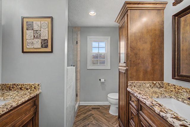 356 Lee Rd, Cottontown, TN 37048