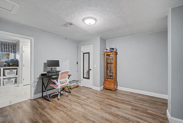 356 Lee Rd, Cottontown, TN 37048