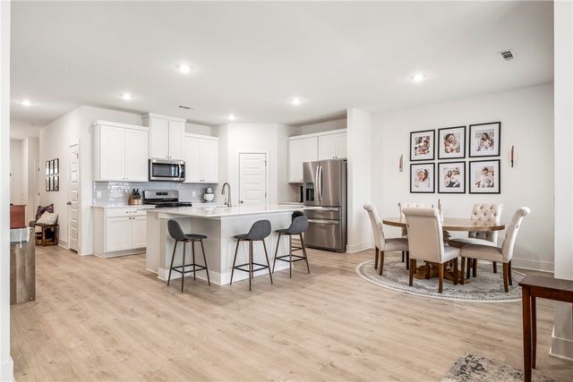 2000 Hahn Street, Pea Ridge, AR 72751