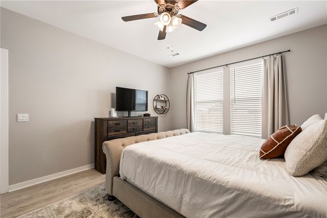 2000 Hahn Street, Pea Ridge, AR 72751