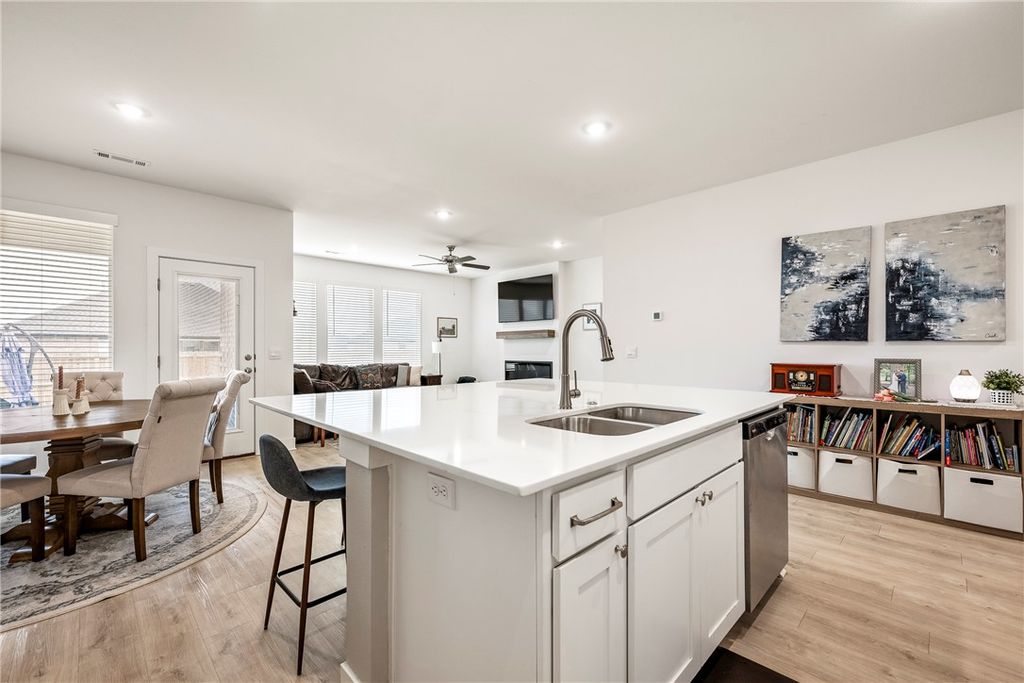 2000 Hahn Street, Pea Ridge, AR 72751