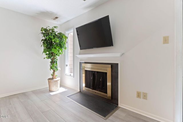 250 S Estes Drive Apt 81, Chapel Hill, NC 27514