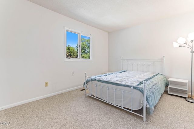 250 S Estes Drive Apt 81, Chapel Hill, NC 27514