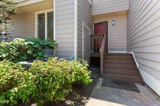 250 S Estes Drive Apt 81, Chapel Hill, NC 27514